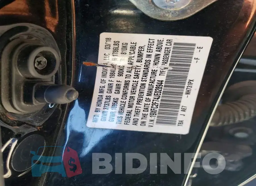 19XFC2F74JE028944 Photo# 13