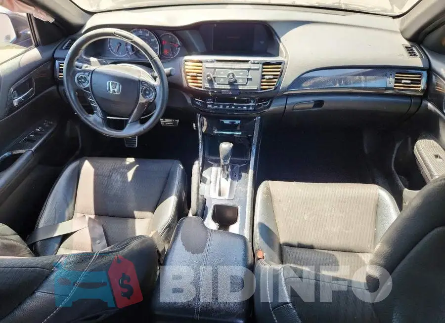 1HGCR2F5XHA030244 Photo# 8