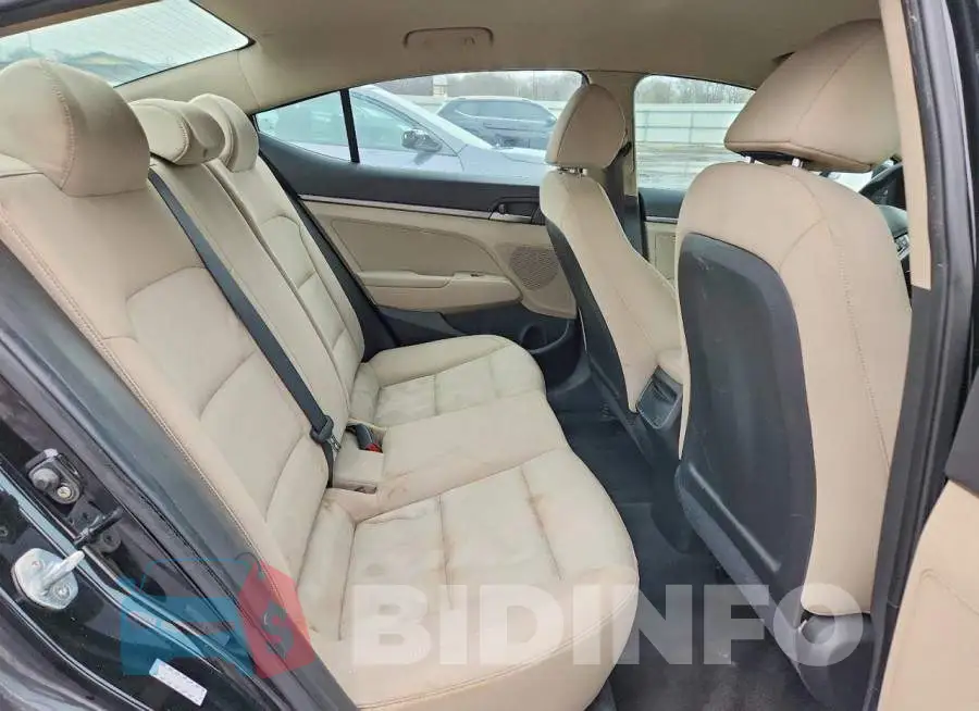 KMHD74LF3HU431744 Photo# 10