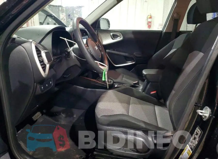 KNDJ23AU6M7134817 Photo# 7