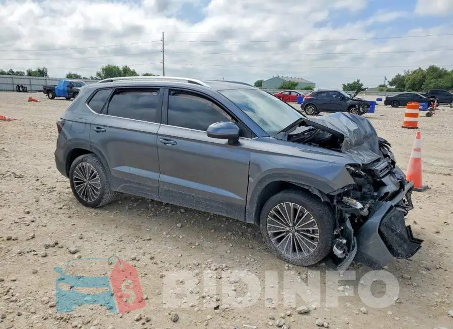 3VVEC7B29SM007258 Photo# 4