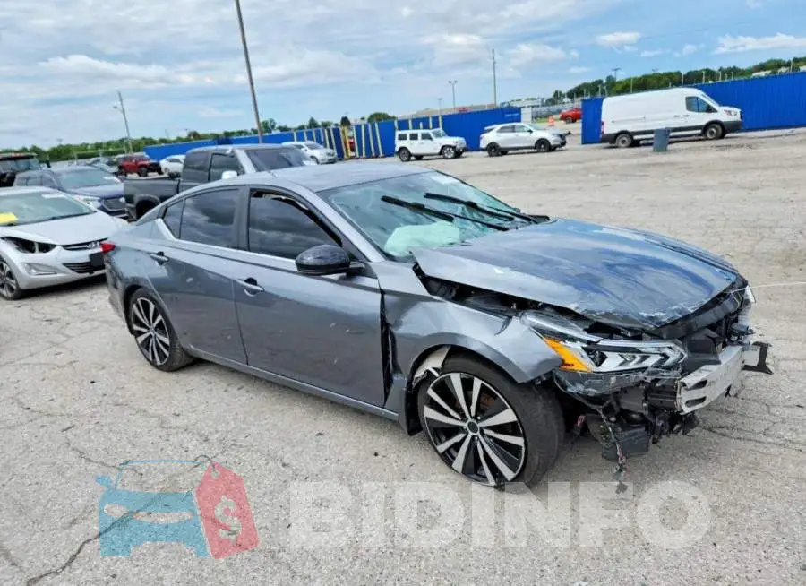 1N4BL4CV6LC165140 Photo# 4
