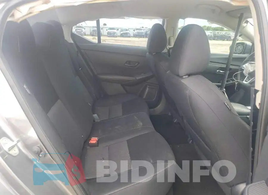 3N1AB8CV0RY216196 Photo# 10