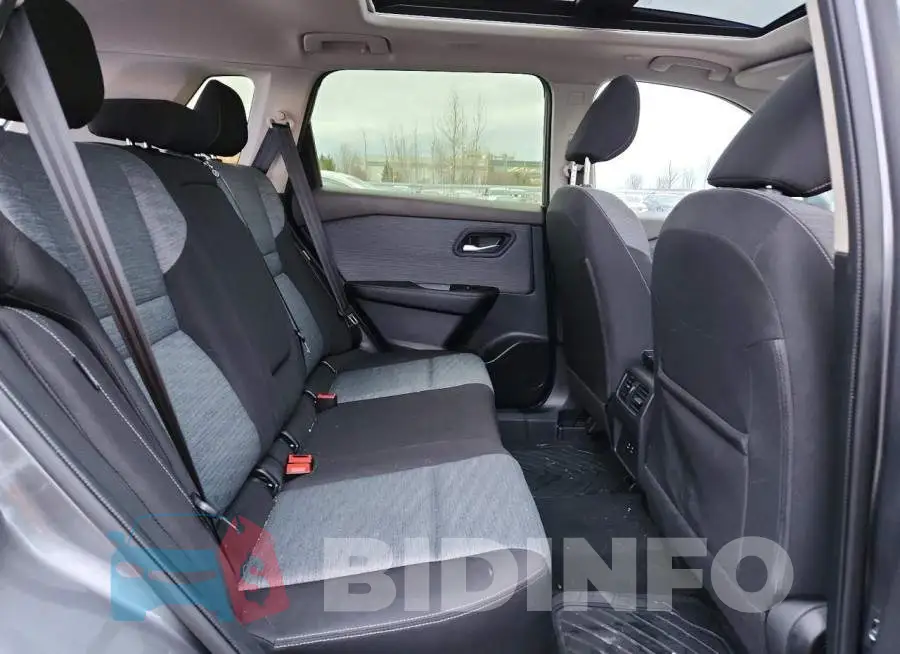 JN8BT3BB5PW189207 Photo# 11
