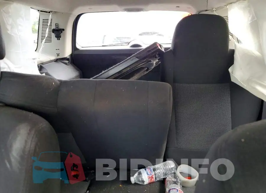 1C4NJPBB2HD120798 Photo# 10