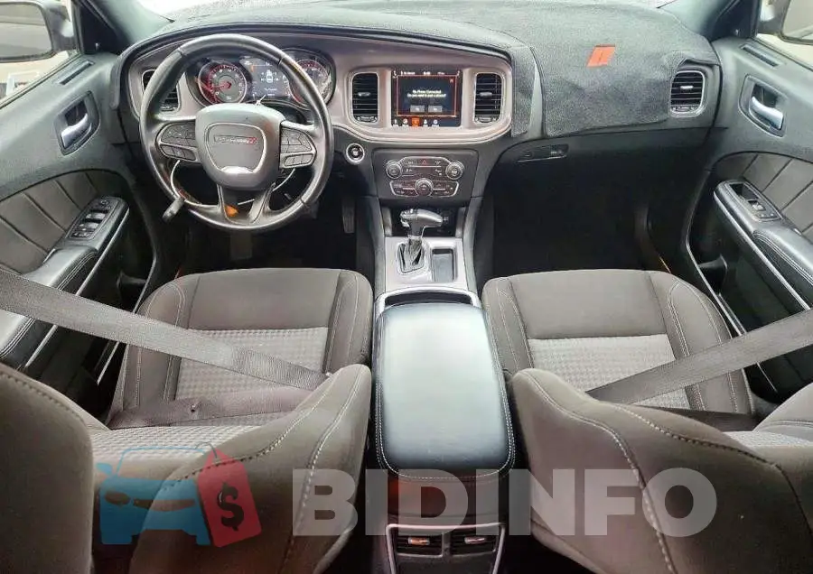 2C3CDXBG6PH530830 Photo# 8