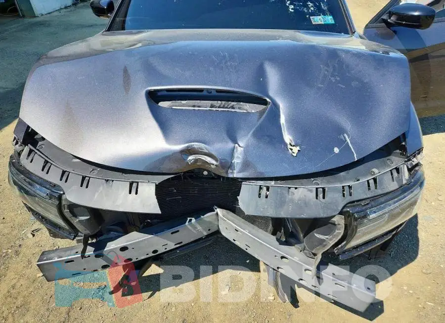 2C3CDXHG2PH663172 Photo# 11