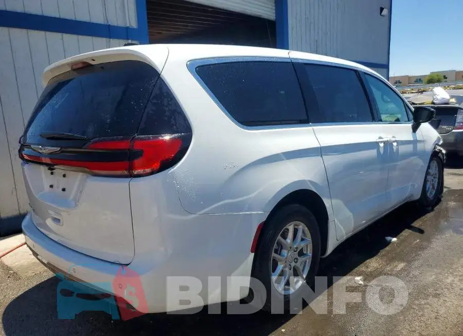 2C4RC1BG8TR201802 Photo# 3