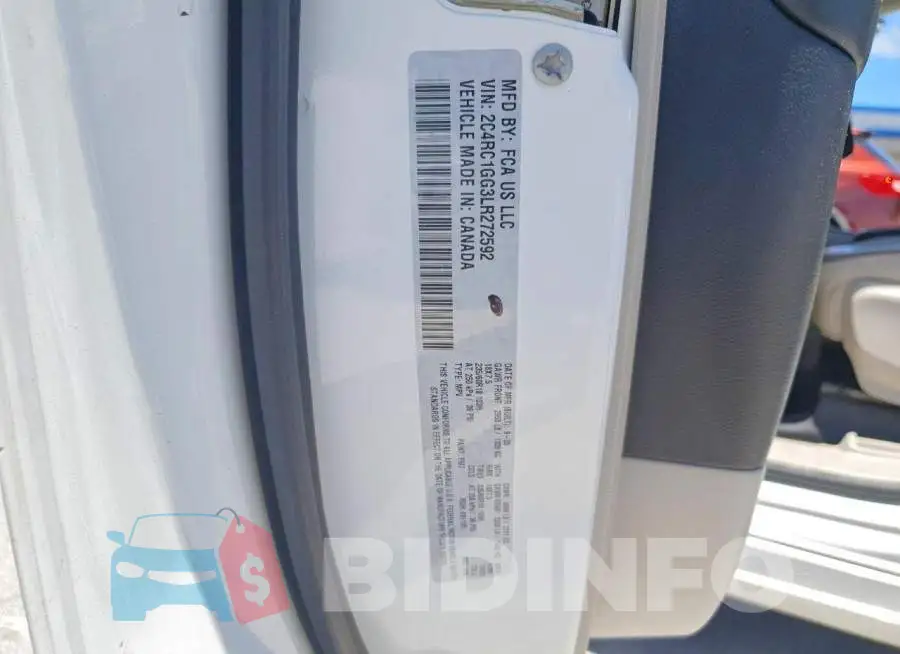 2C4RC1GG3LR272592 Photo# 13