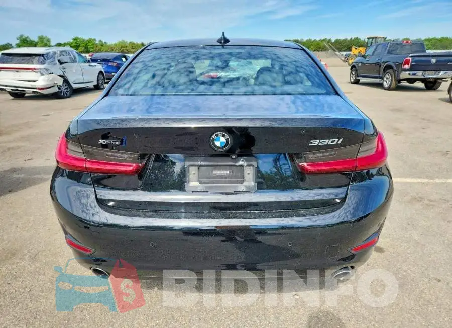 3MW5R7J01M8B65650 Photo# 6