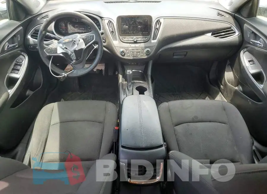 1G1ZD5ST7LF047679 Photo# 8