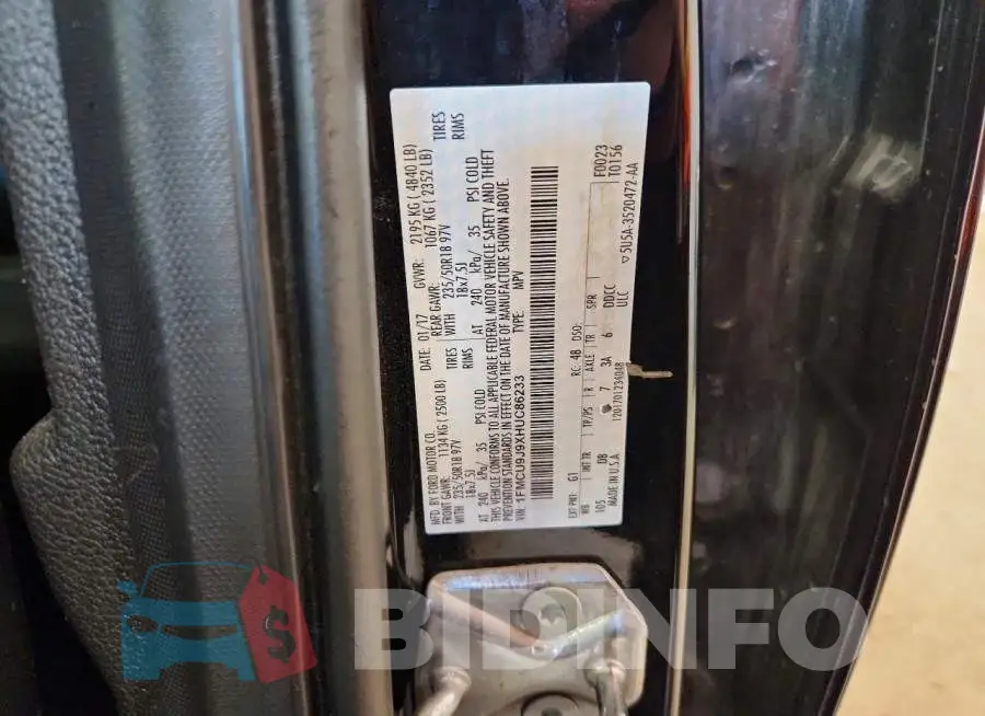 1FMCU9J9XHUC86233 Photo# 13