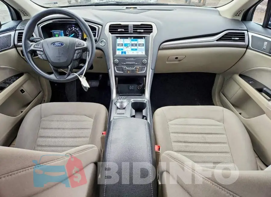 3FA6P0LU3KR286133 Photo# 8