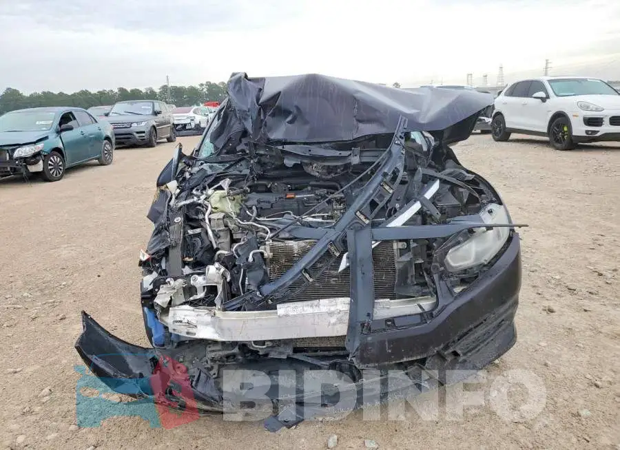 19XFC2F50HE038587 Photo# 5
