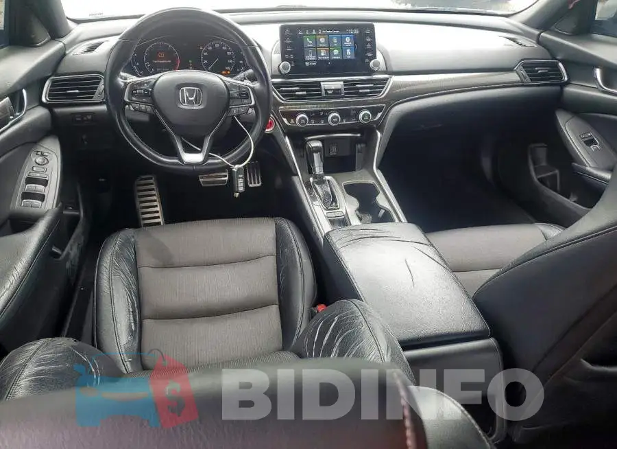 1HGCV1F33JA131541 Photo# 8