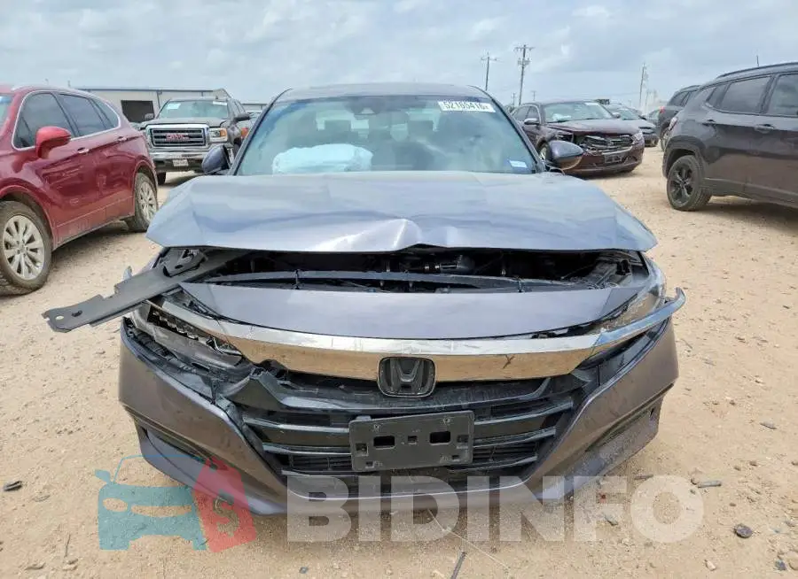 1HGCV2F36KA031537 Photo# 5