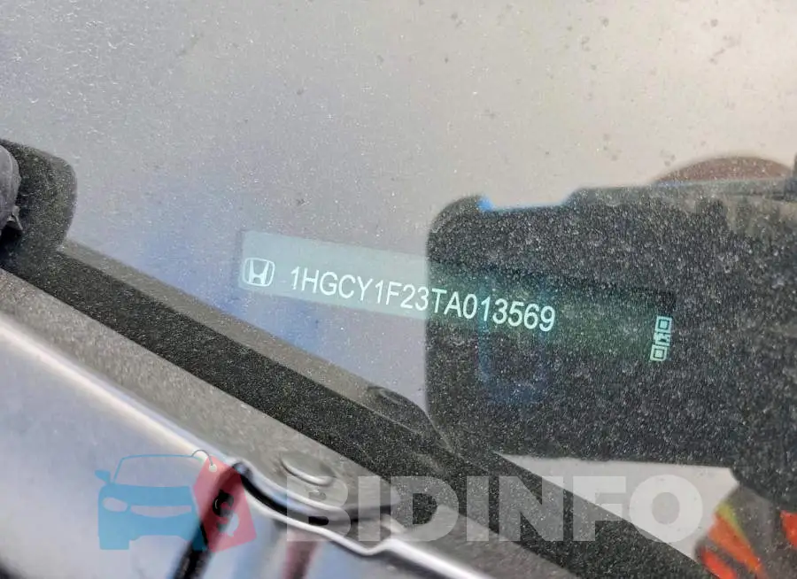 1HGCY1F23TA013569 Photo# 12