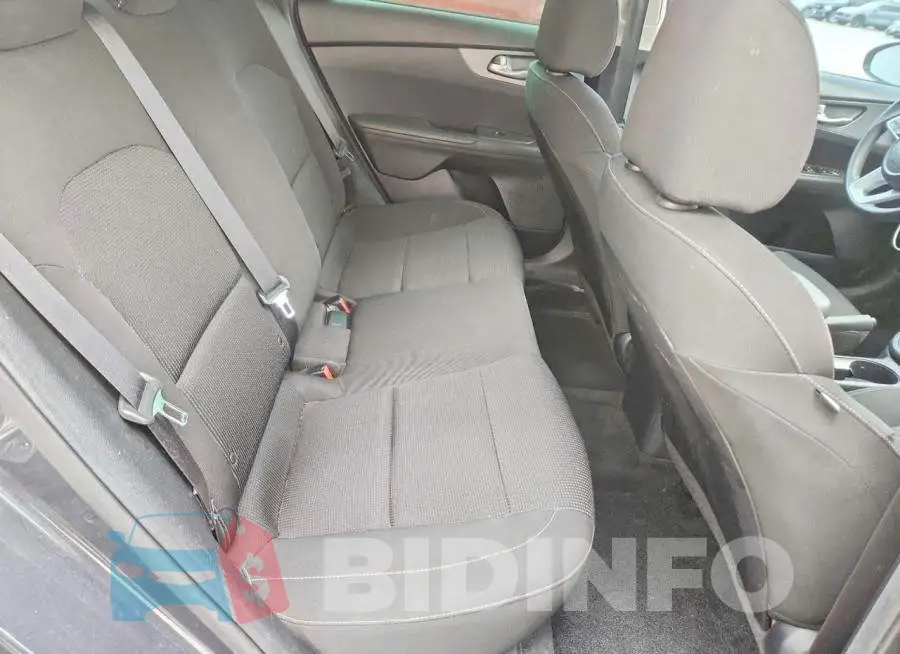 3KPF24AD8KE110592 Photo# 10