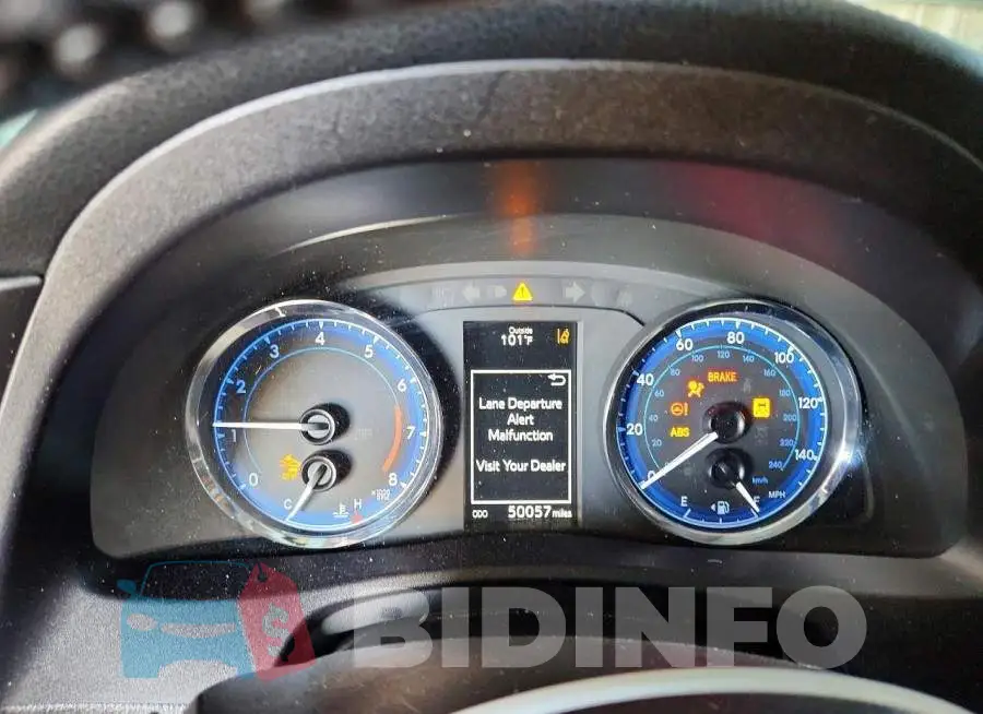 2T1BURHE2JC973132 Photo# 9