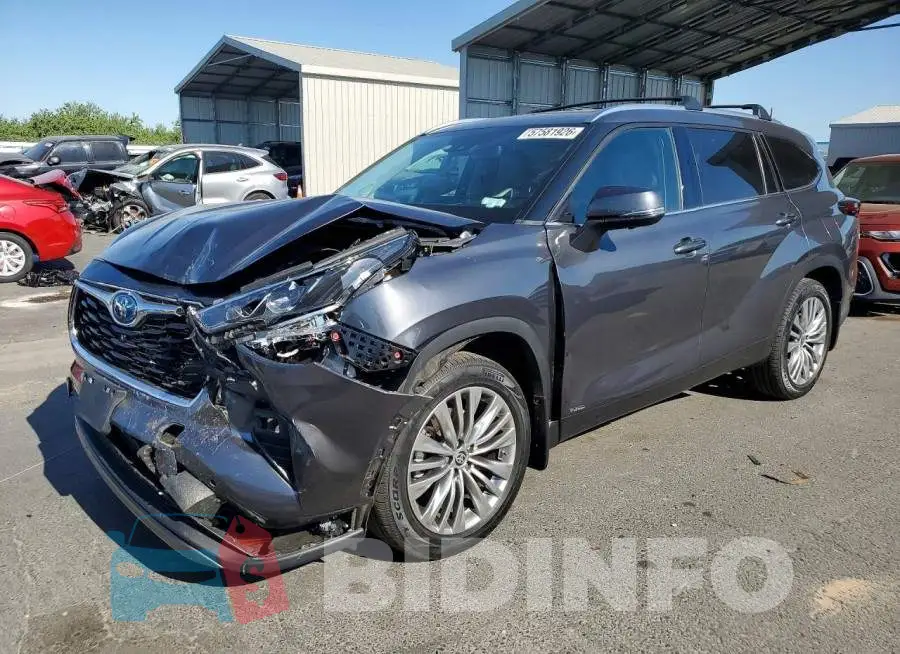 5TDEBRCH2RS621949 Photo# 1