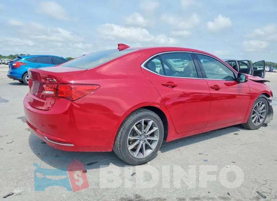 19UUB1F36KA004166 Photo# 3