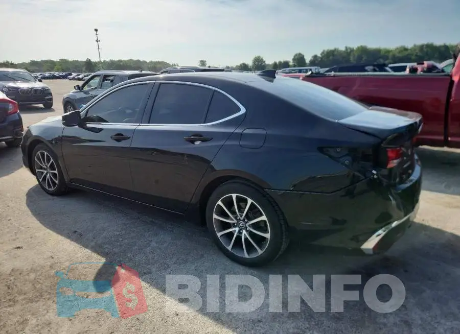 19UUB2F32KA010424 Photo# 2
