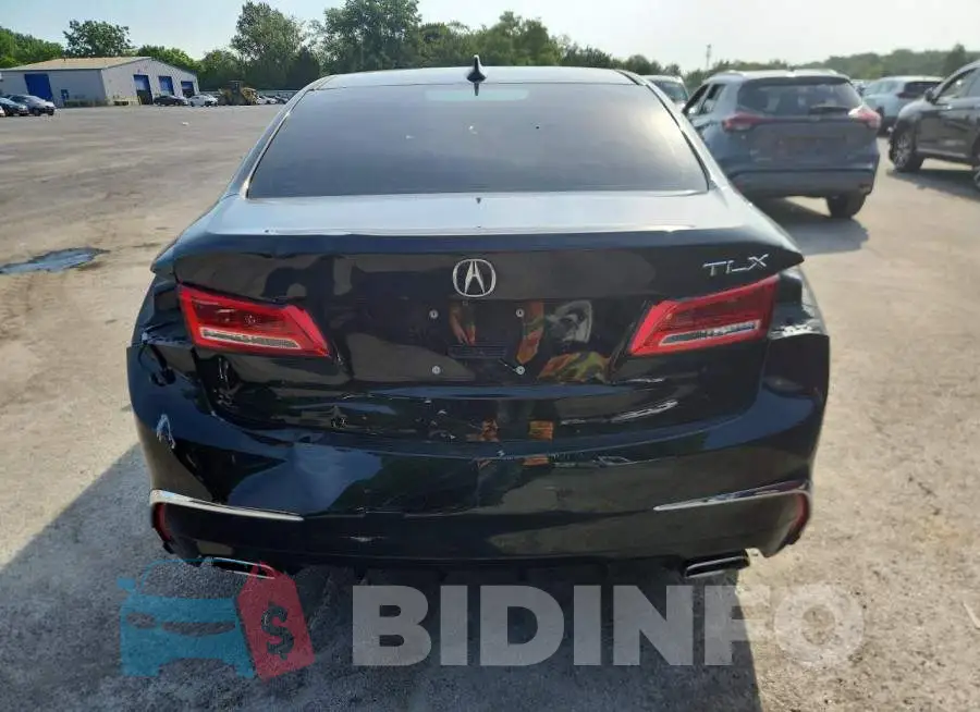 19UUB2F32KA010424 Photo# 6