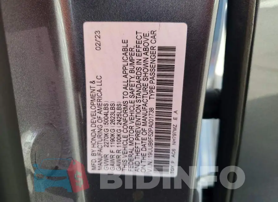 19UUB6F52PA001738 Photo# 12