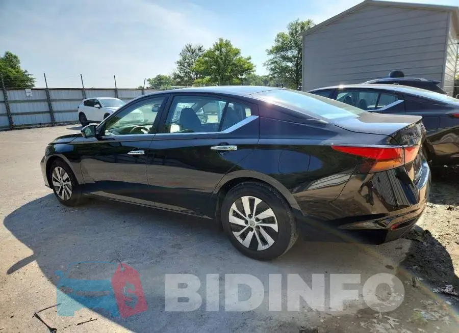 1N4BL4BV2PN326899 Photo# 2