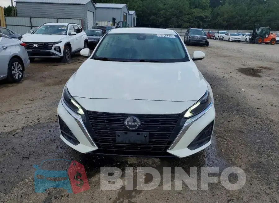 1N4BL4BV6PN340434 Photo# 5