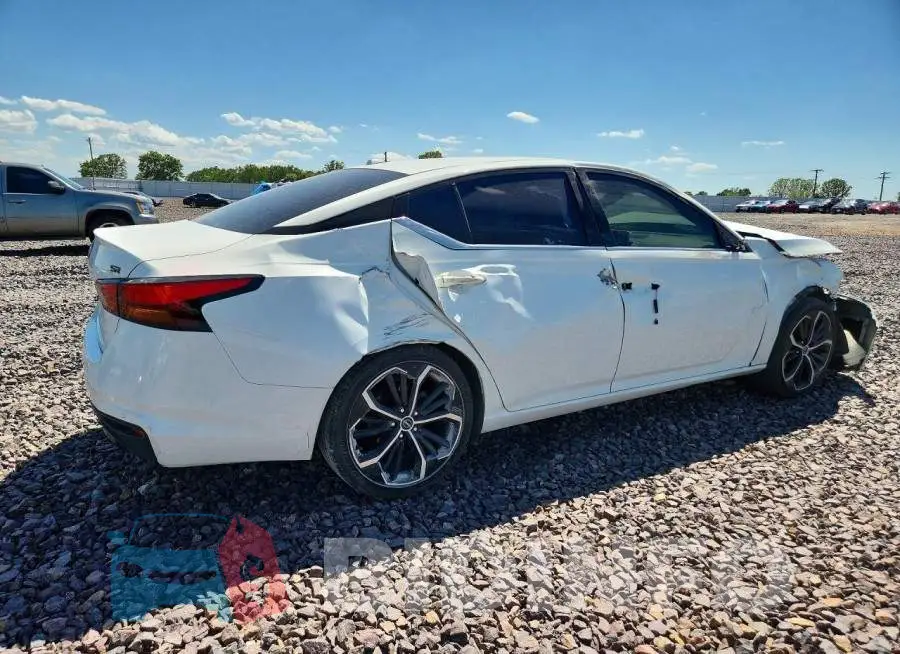 1N4BL4CV4PN326613 Photo# 3