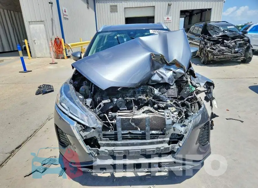 3N1CP5CV7ML481289 Photo# 5