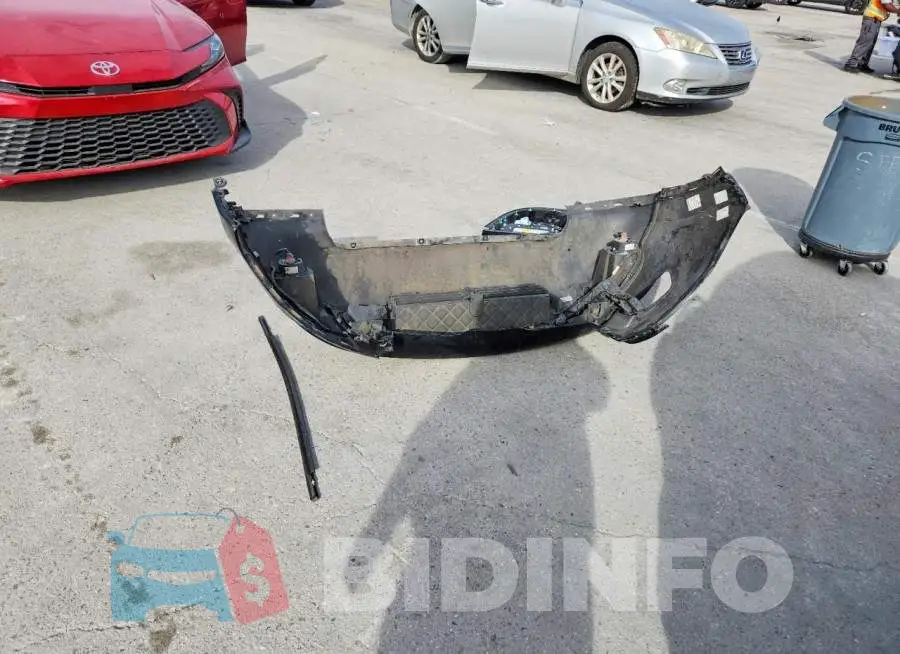 1C4PJLCB1JD566835 Photo# 12