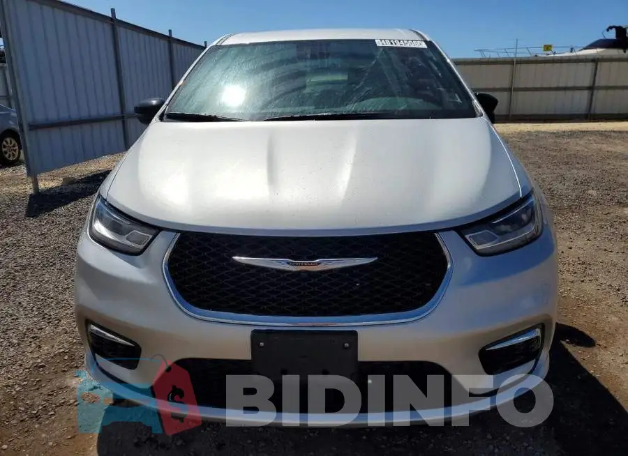 2C4RC1BG0TR183036 Photo# 5