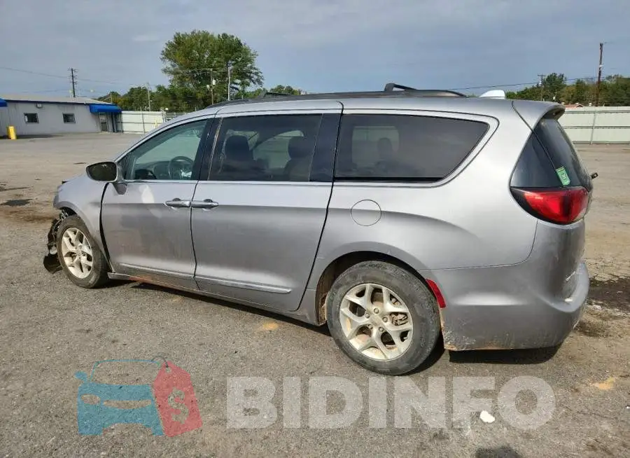2C4RC1BG1HR831717 Photo# 2