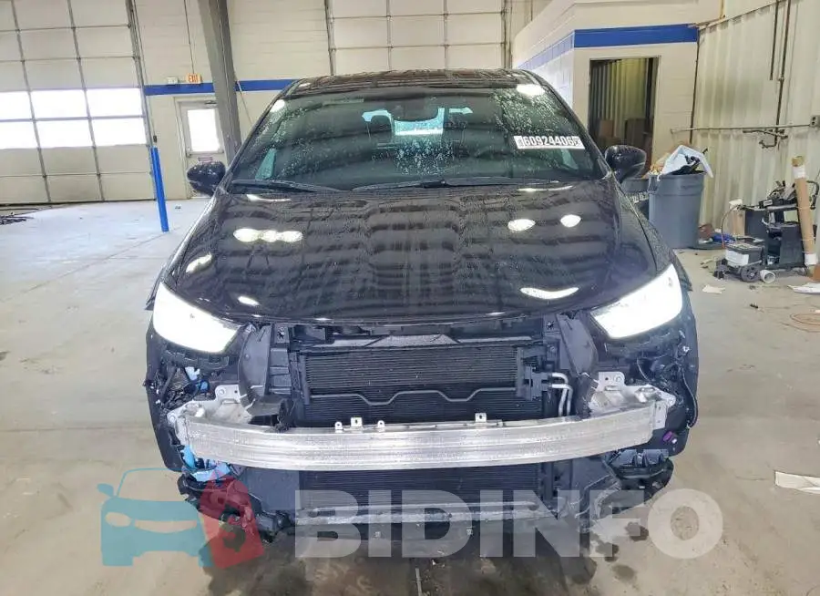 2C4RC1BG2TR277984 Photo# 5