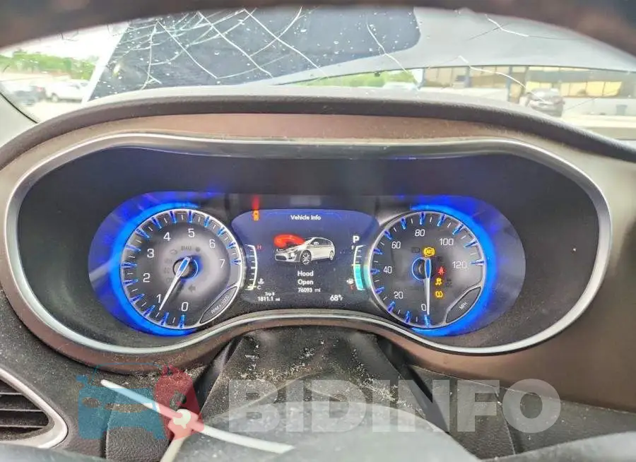 2C4RC1EG9HR669802 Photo# 9