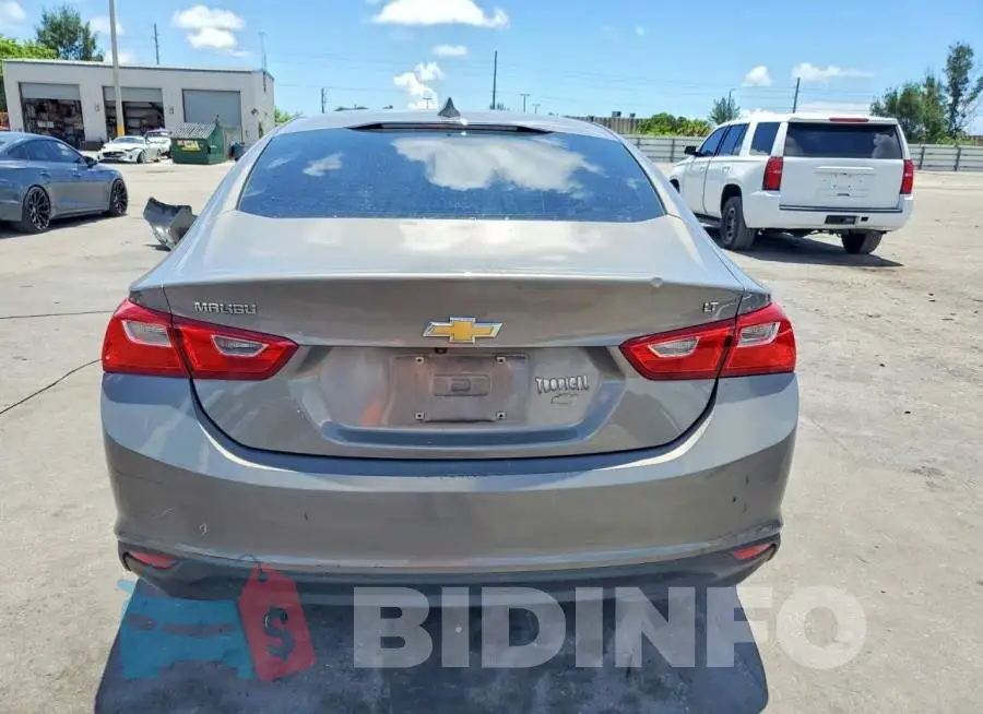 1G1ZD5ST9JF174611 Photo# 6