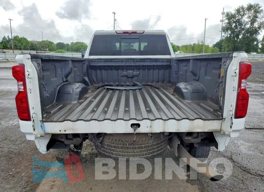 1GC5YNE74MF226935 Photo# 6