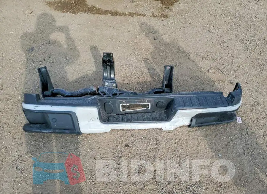 1GCHSCEA9N1201526 Photo# 12