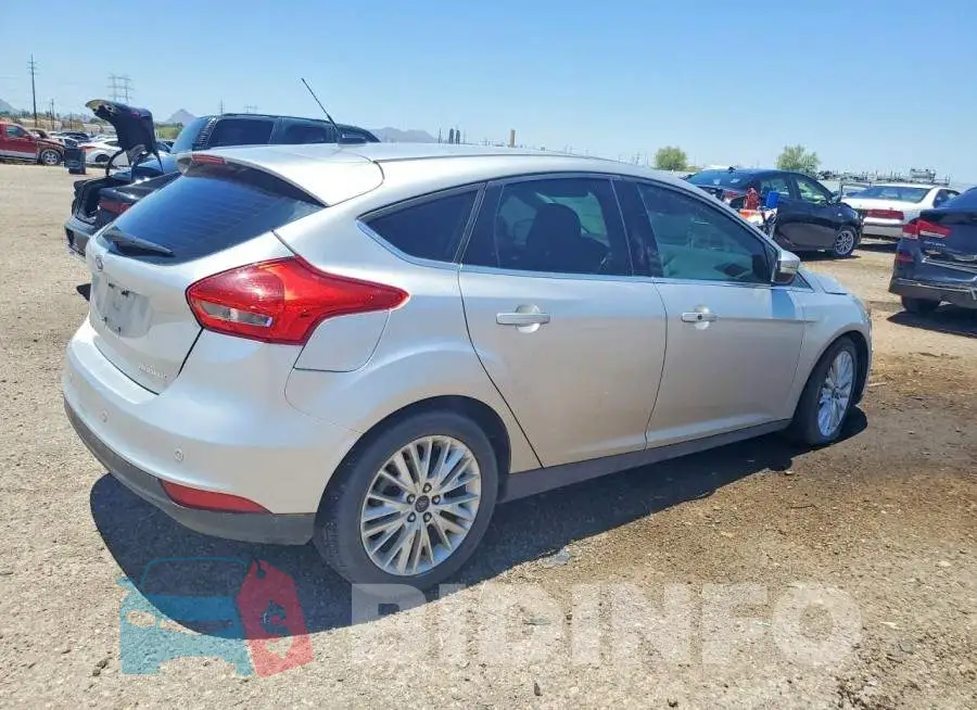 1FADP3N23JL278826 Photo# 3