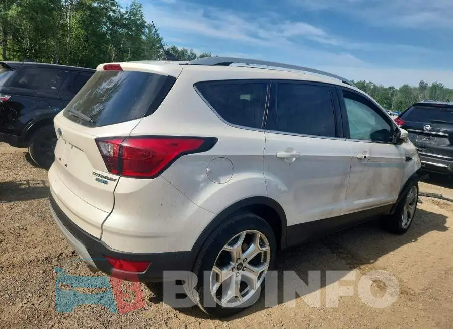 1FMCU9J94KUB16439 Photo# 3