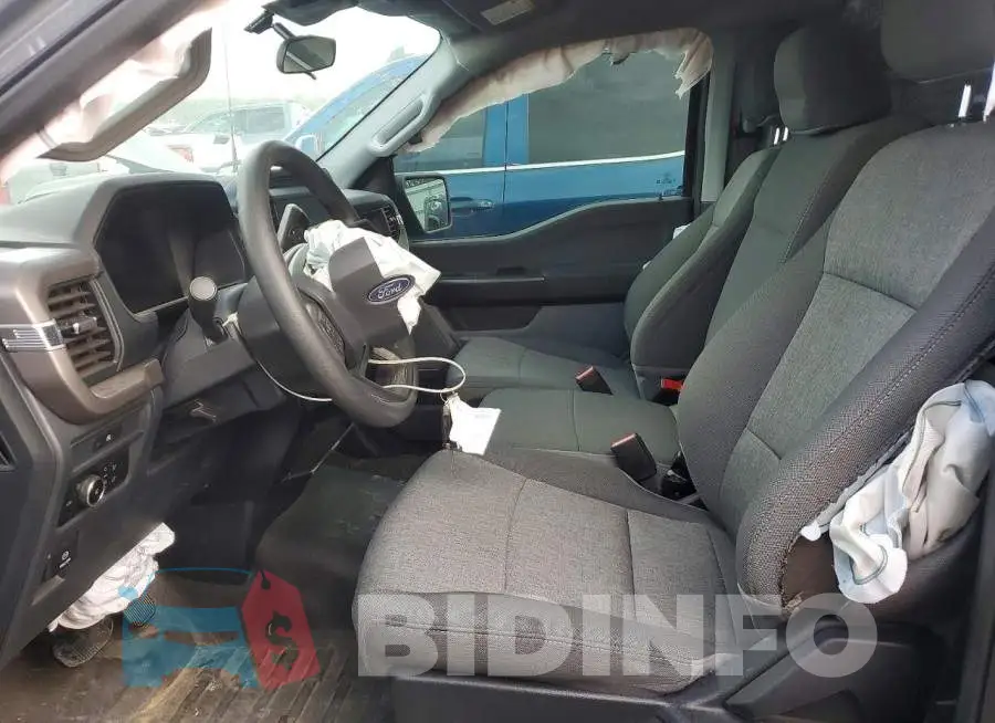 1FTMF1L51SKD22585 Photo# 7
