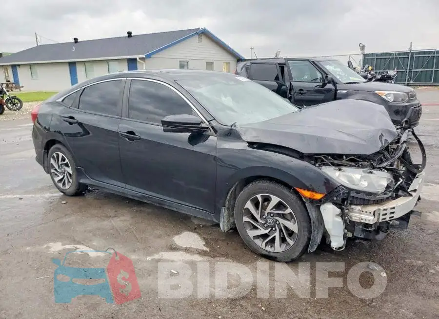 19XFC2F81HE074606 Photo# 4