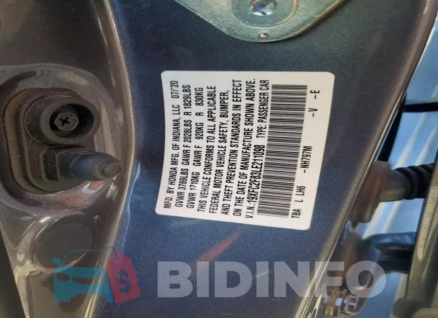 19XFC2F83LE211098 Photo# 13