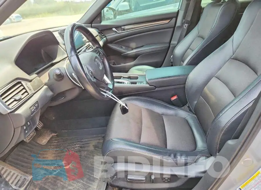 1HGCV1F31JA809087 Photo# 7