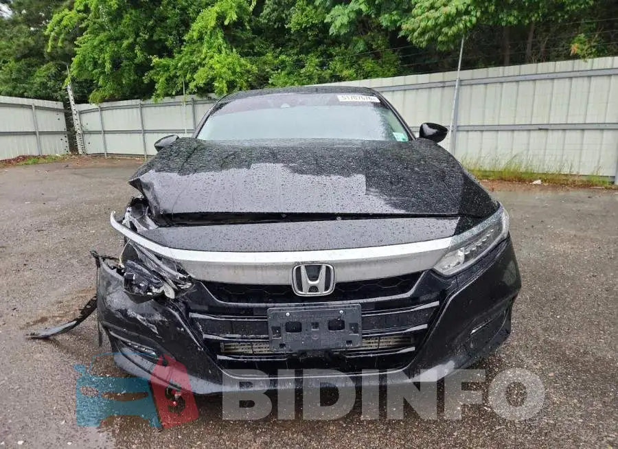 1HGCV1F45KA112709 Photo# 5