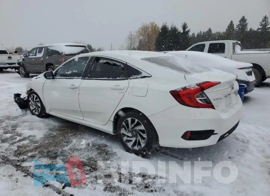 2HGFC2F83JH027931 Photo# 2