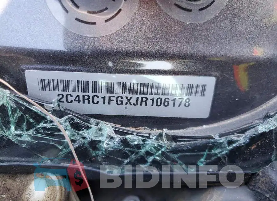 2C4RC1FGXJR106178 Photo# 13