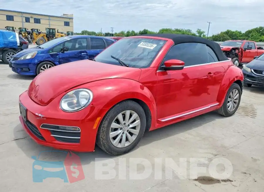 3VW5DAAT8JM516630 Photo# 1